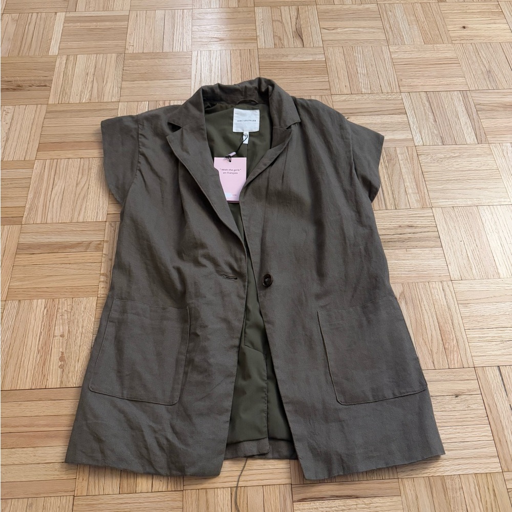 Khaki vest